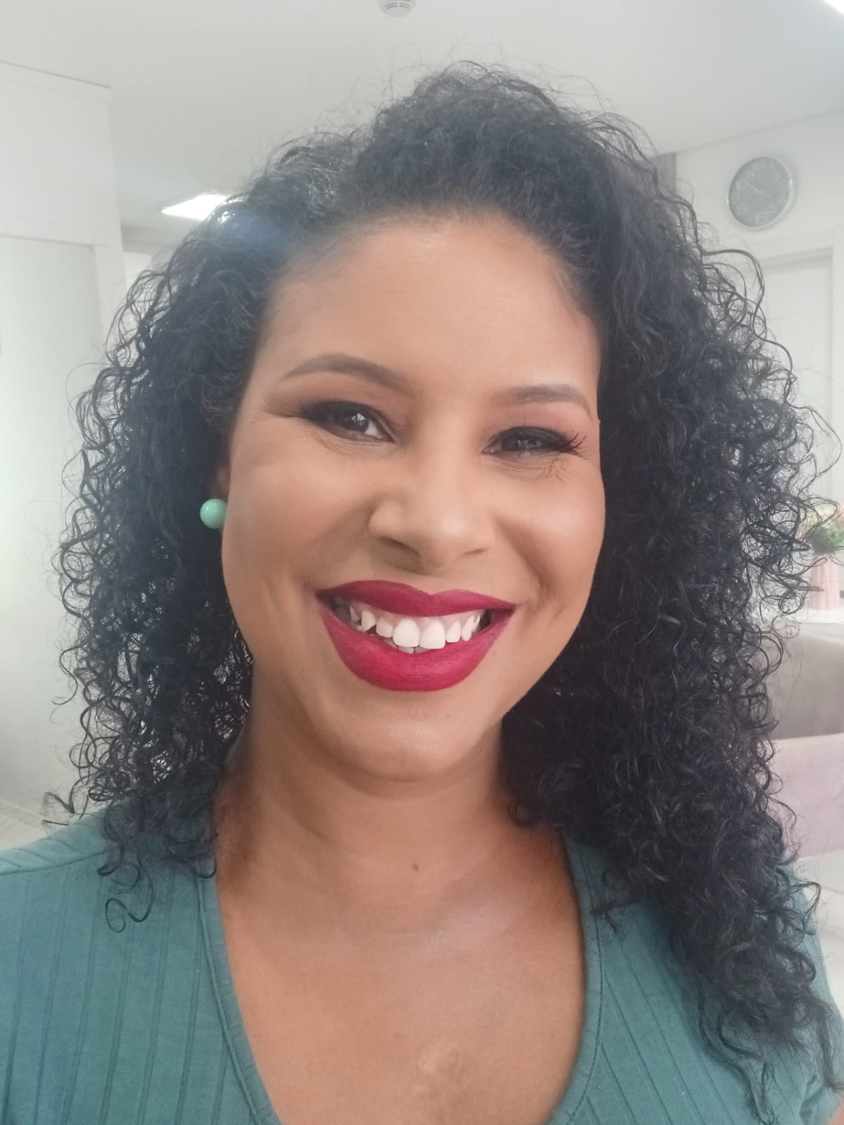 Foto de Horrana Naichele Costa de Oliveira Morschheiser